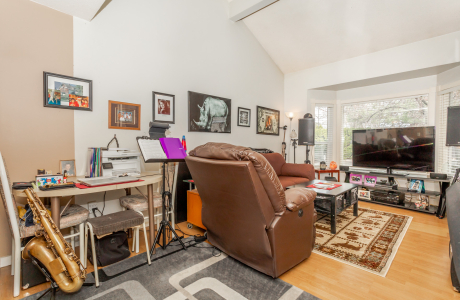 Lofted 2 Bedroom Townhouse in the Lower Mission