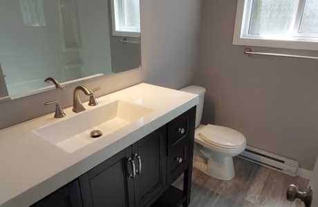 Newly Renovated - 2 Bedroom Townhouse in Old Glenmore